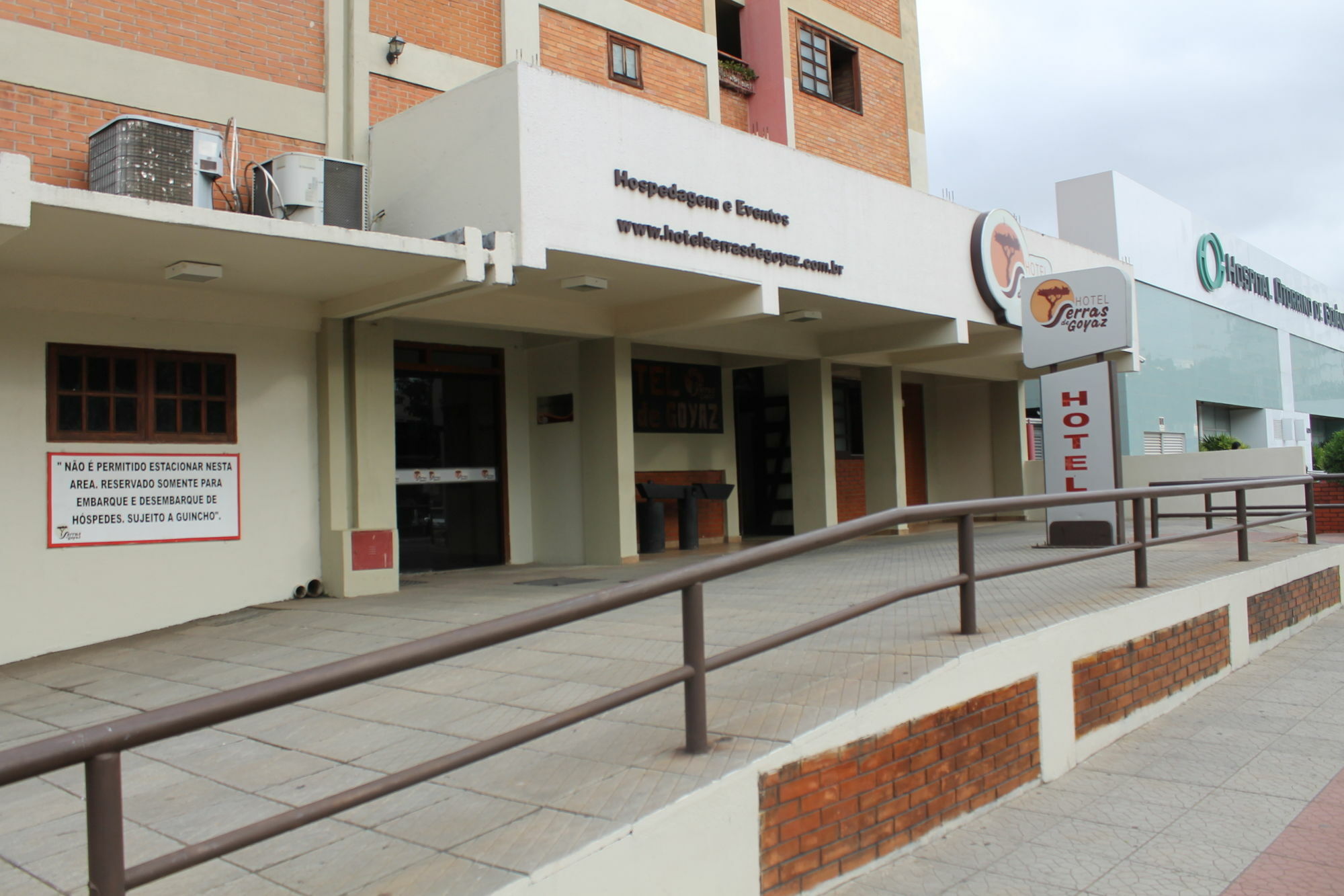 Rede Andrade Goiania Centro Hotel Exterior photo